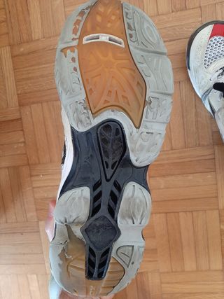 Scarpe da pallavolo Mizuno Tornado Wave