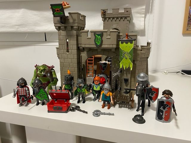 Playmobil castillo knights
