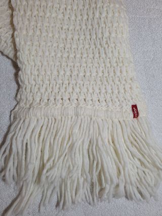 Conjunto gorro y bufanda Levis