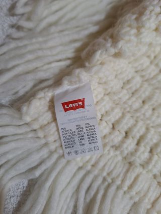 Conjunto gorro y bufanda Levis