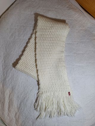 Conjunto gorro y bufanda Levis