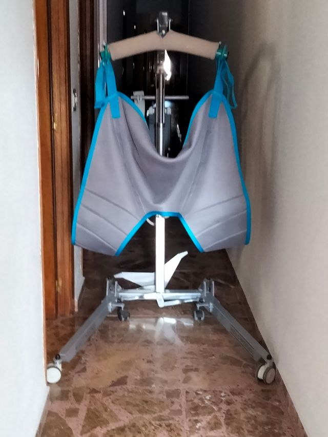 Grúa Practika Forta