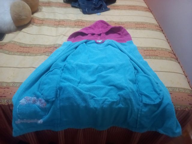 Albornoces varios modelos.