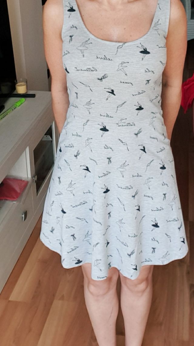 Desde 4 € Vestidos muy variados