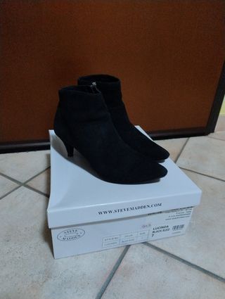 Stivaletti neri camoscio tacco Steve Madden