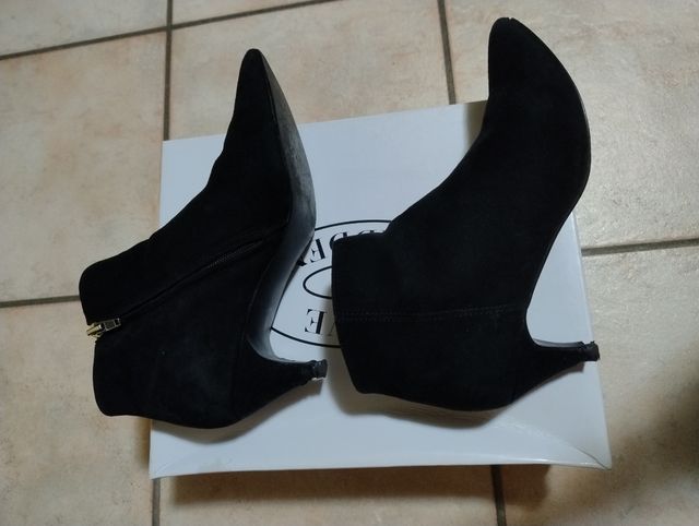 Stivaletti neri camoscio tacco Steve Madden