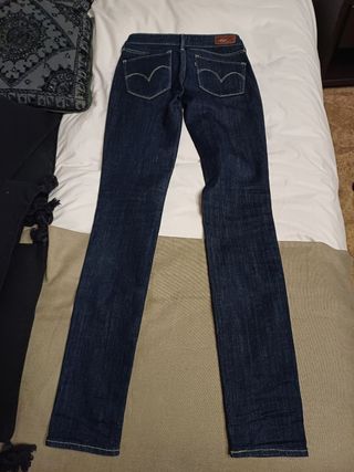Pantalón Vaquero Levis