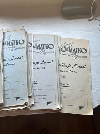 Cuadernos de “ Curso de Dibujo Lineal”