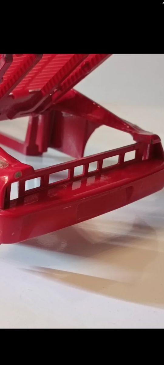 CARROCERÍA FERRARI 348 EVOLUTIONE 1/18 BURAGO