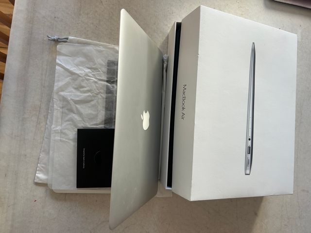 Macbook air 13’ 2015