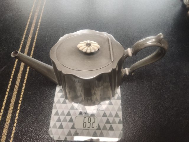 TEIERE O CAFFETTIERE IN METALLO