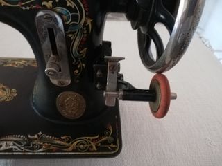 Maquina de coser Wertheim años 30