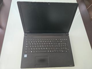 Portatil Toshiba - i3-6006 - 8GB RAM