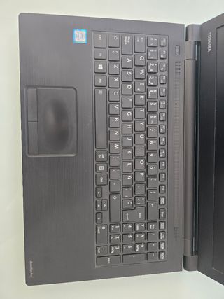 Portatil Toshiba - i3-6006 - 8GB RAM