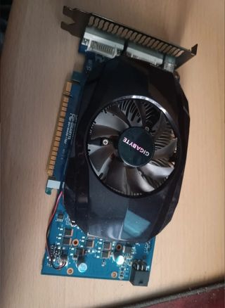 Tarjeta Gráfica GTS450