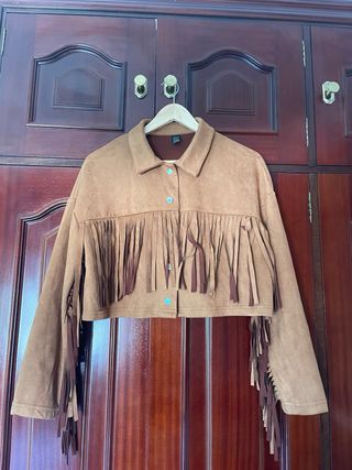 Chaqueta flecos camel
