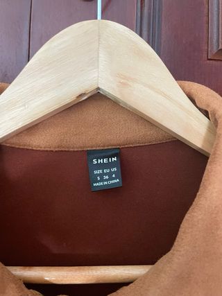 Chaqueta flecos camel