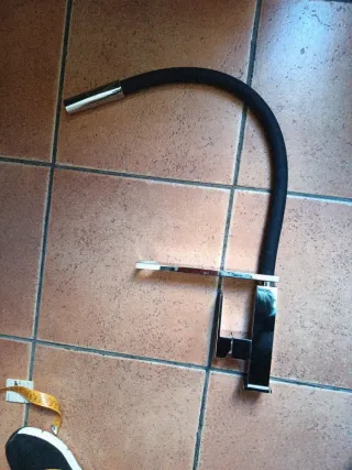 Monomando cocina flexible negro