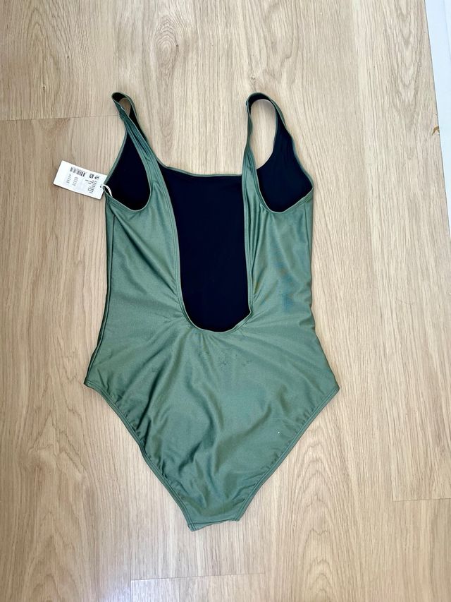 Bañador Filippa K. Nuevo. Talla M