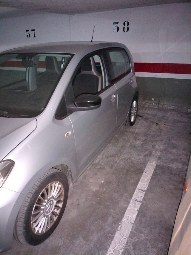 Volkswagen up! 2015