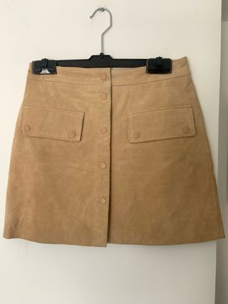 Falda de piel auténtica forrada en raso