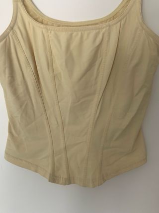 Top de tirantes, de efecto corsé