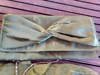 Conjunto de zapatos, bolso y fular