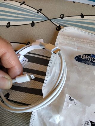 Caricabatterie per smartphone, Samsung, iPhone, iPad.