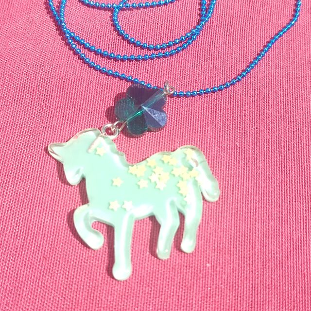 Collana unicorno azzurro