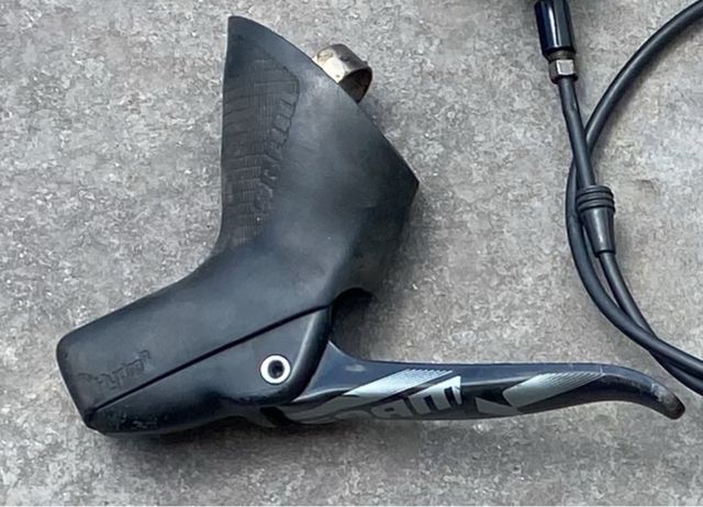 Manetas SRAM FORCE Gravel