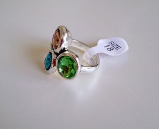 Anillo estilo Uno de 50.