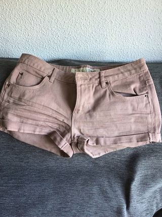 Pantalon corto