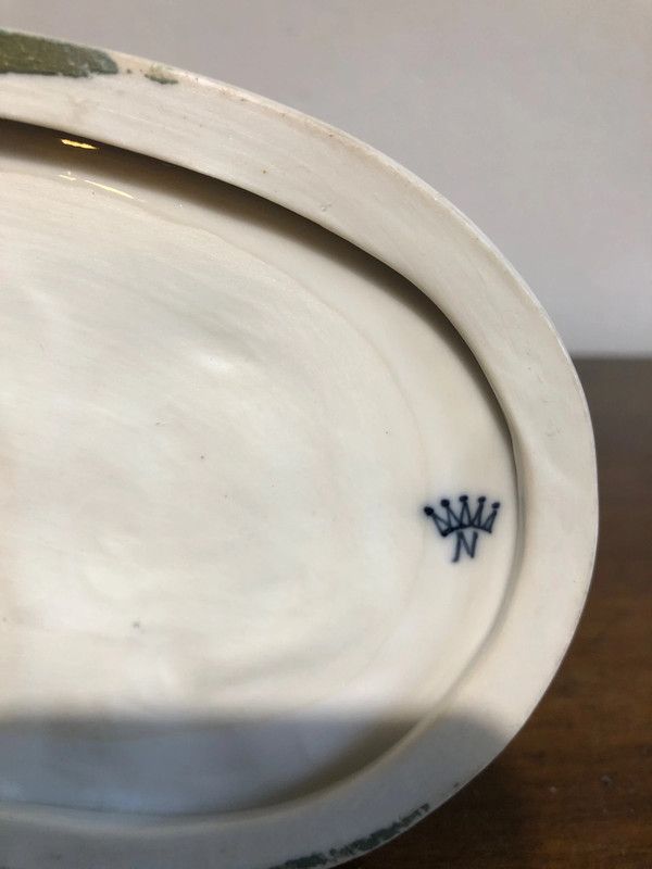 Antica Statuina di donna Ceramica Capodimonte