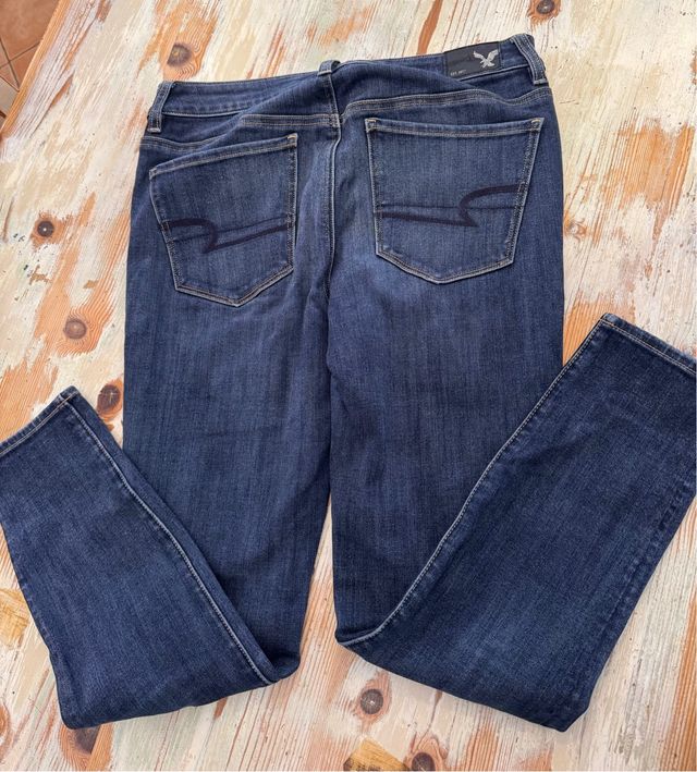 American Eagle Vaqueros