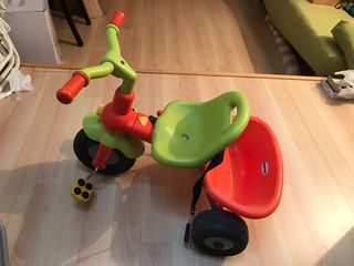 Triciclo infantil