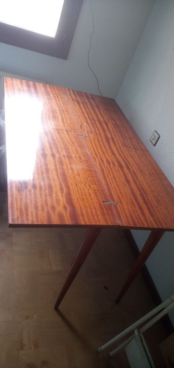 Mesa de Madera Plegable