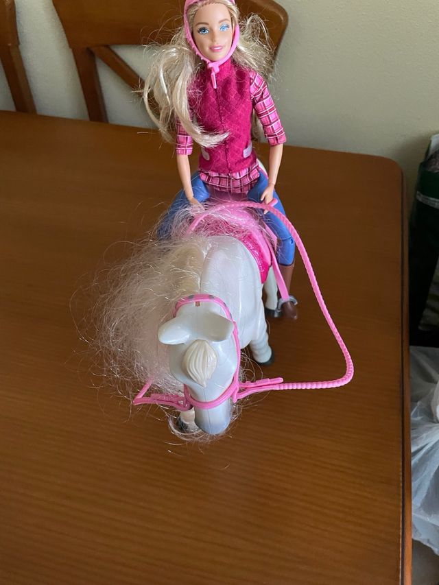 Barbie y caballo