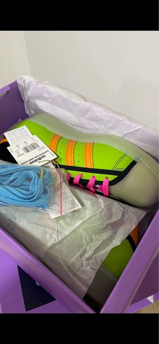 Adidas supetstar Simpsons squishe