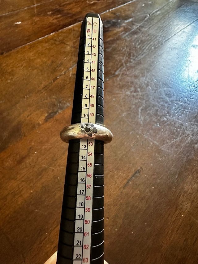 Fede argento con quarzi grigi