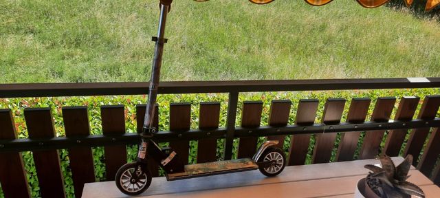 Monopattino in alluminio regolabile