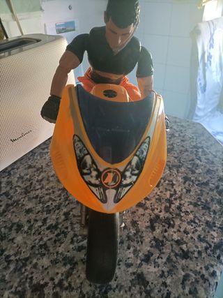 Muñeco Action Man con moto