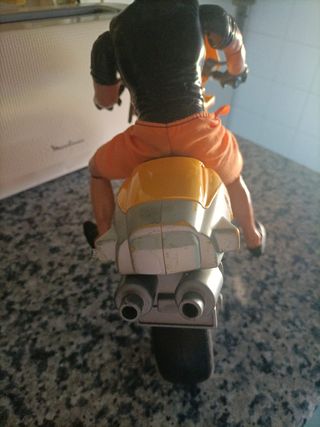 Muñeco Action Man con moto