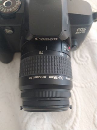 Canon eos 5000 con objetivo de 38 76 mm