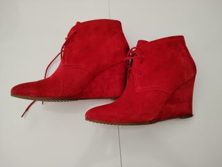 Botin cuña terciopelo 