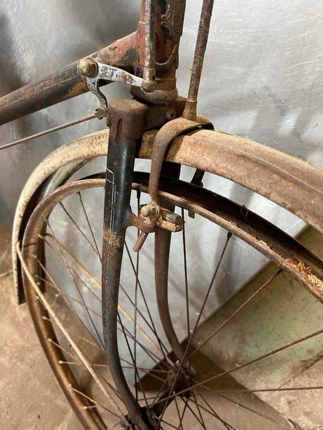 Bicicleta BH especial antigua