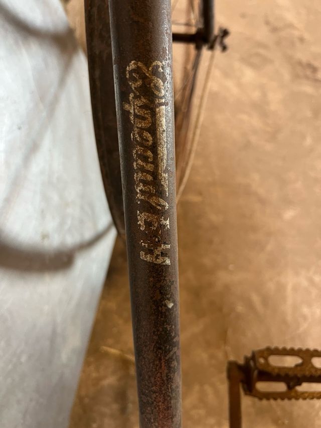 Bicicleta BH especial antigua