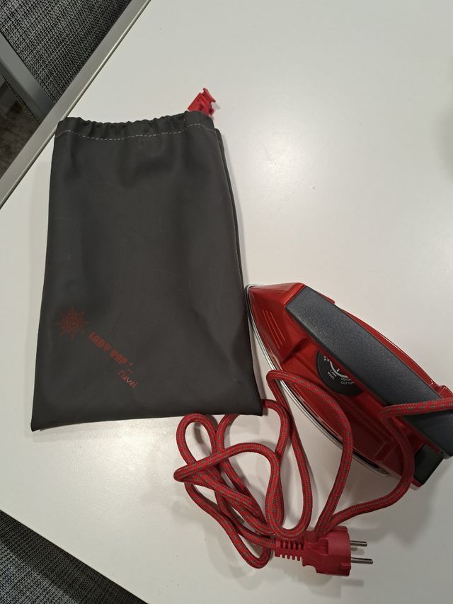 Plancha de viaje con funda