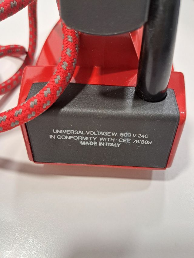 Plancha de viaje con funda