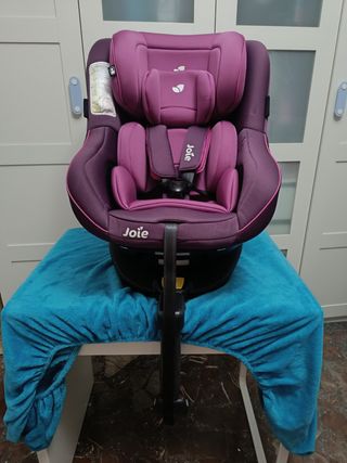 Sillita de coche Joie spin 360
