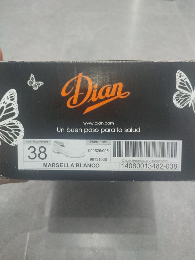 Calzado antideslizante talla 38